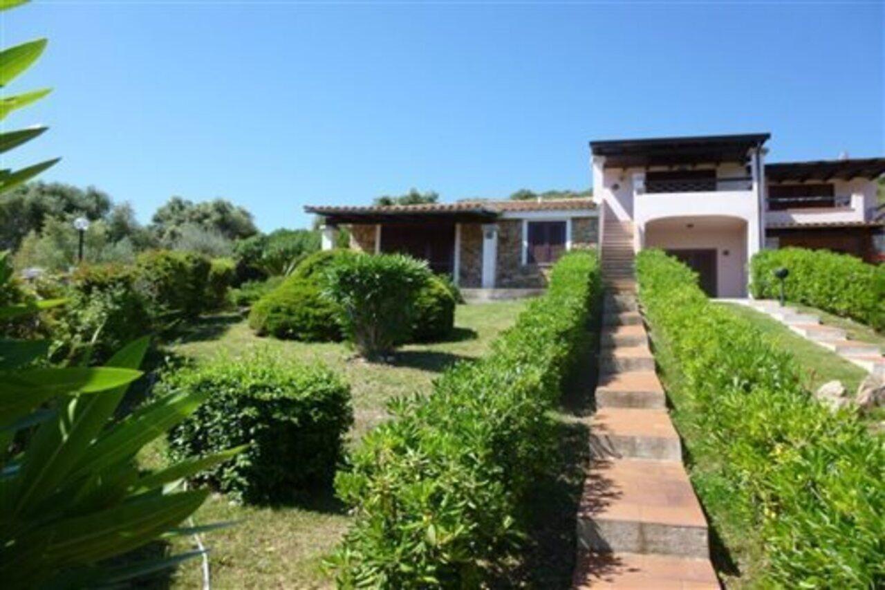 Porto Ottiolu Resort Екстериор снимка